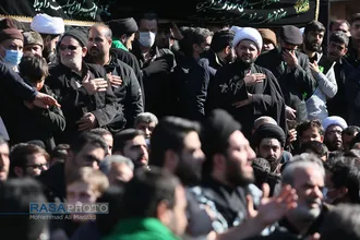 دسته عزادری روز شهادت حضرت زهرا (سلام&zwnj;الله&zwnj;علیها) با حضور حضرت آیت الله وحید خراسانی