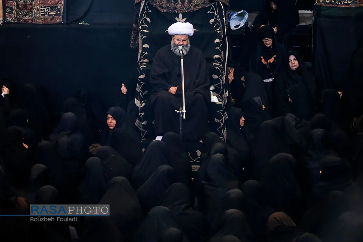 عزاداری حضرت اباعبد الله الحسین (علیه السلام) در حسینیه سادات اخوی