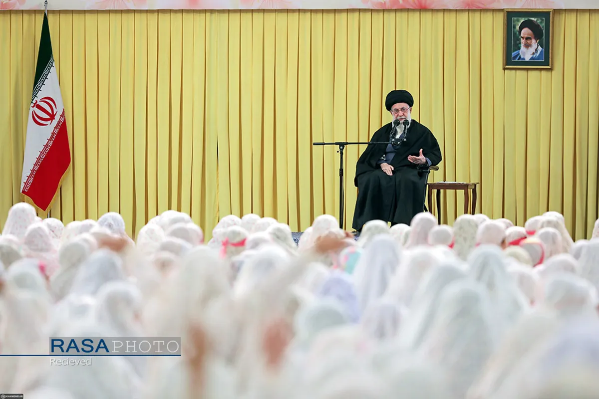 مراسم جشن تکلیف دختران دانش&zwnj;آموز با حضور مقام معظم رهبری