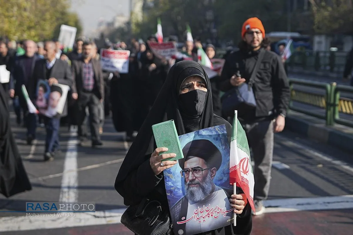 خروش مردم تهران علیه تروریست&zwnj;های آشوب&zwnj;گر