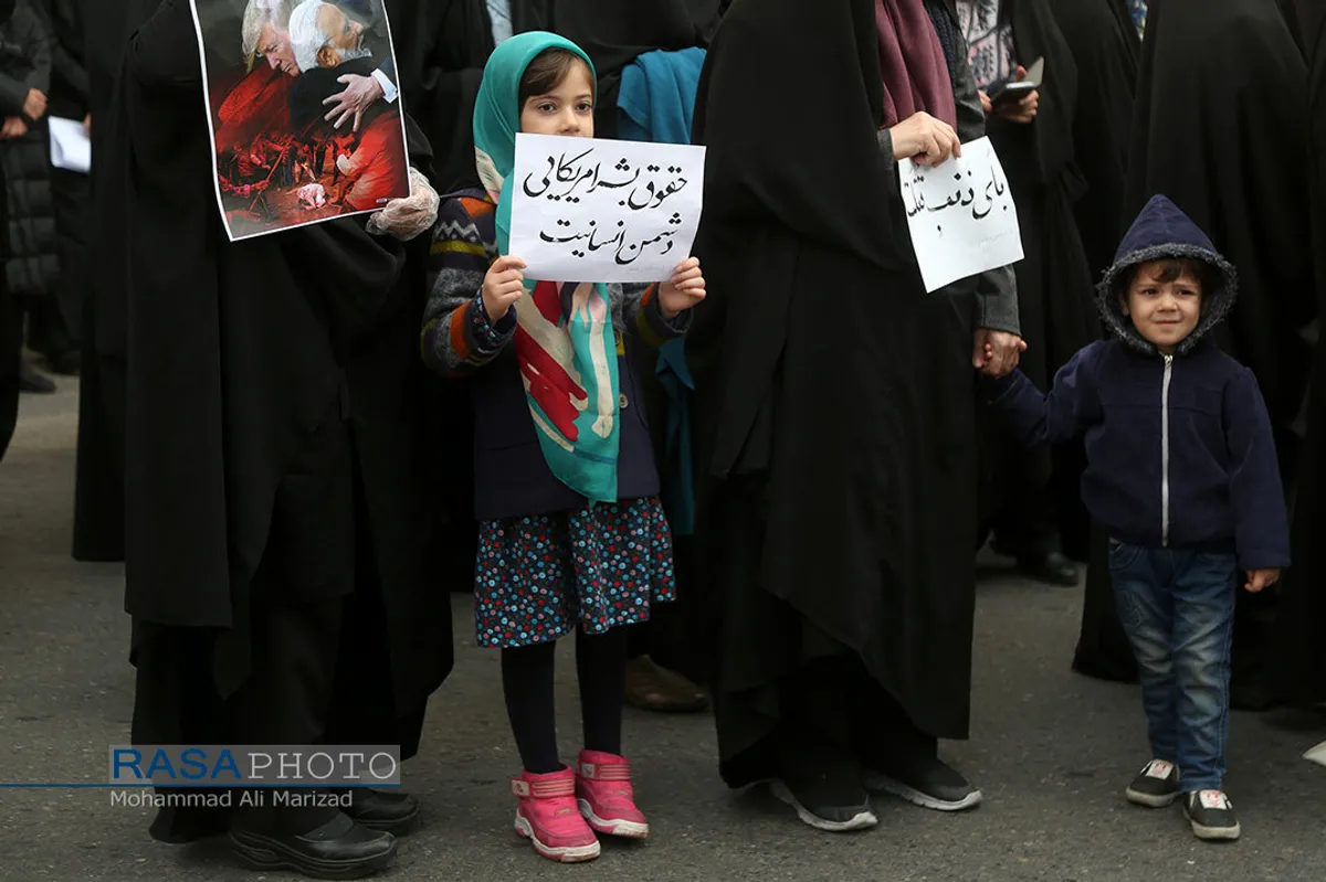 تجمع جمعی از طلاب و دانشجویان در حمایت از مسلمانان هند