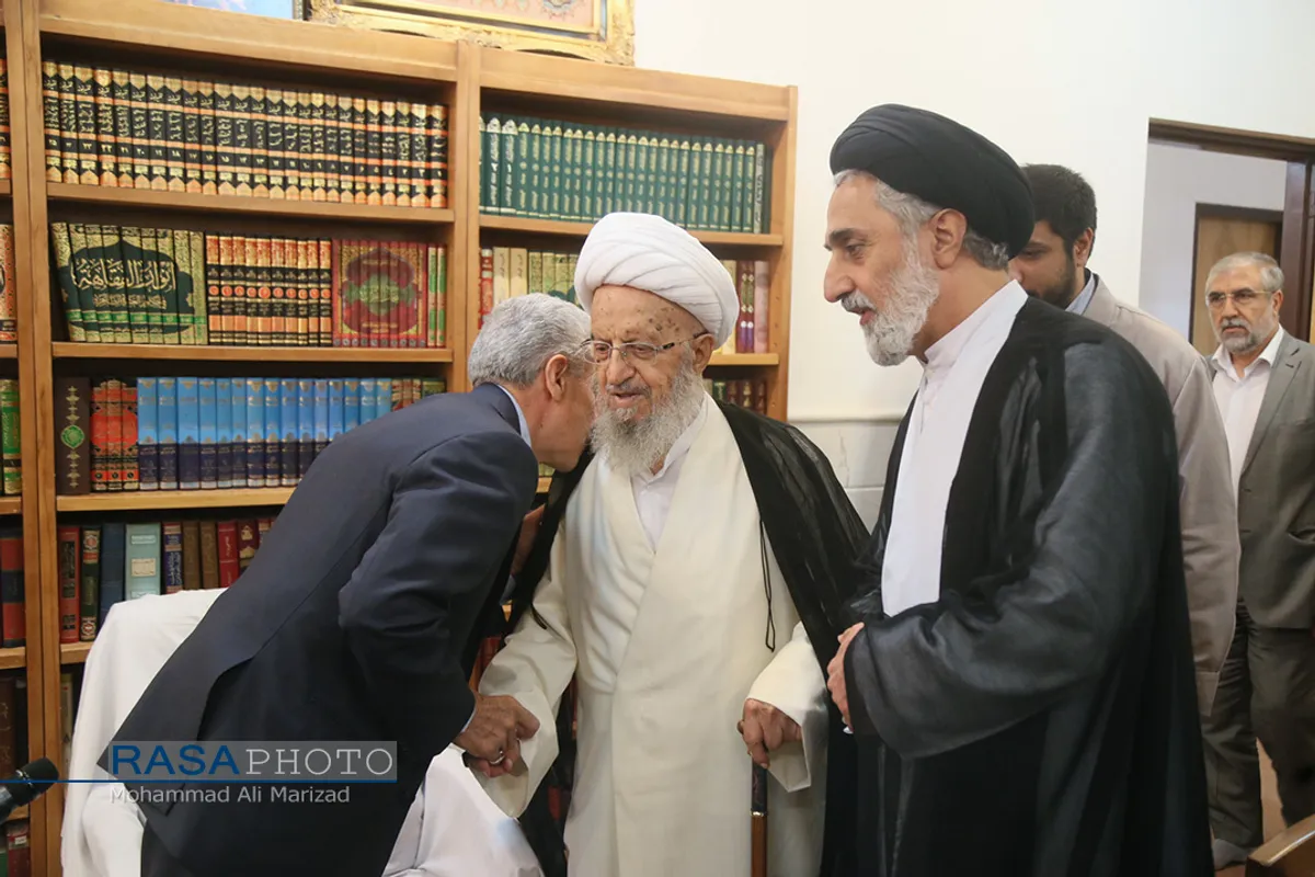 دیدار دکتر منصور غلامی وزیر علوم، تحقیقات و فناوری با حضرت آیت الله مکارم شرازی
