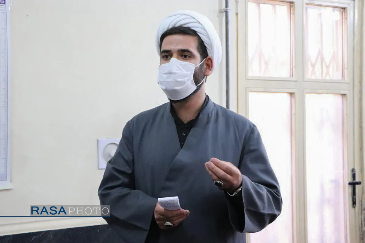 دیدار حجت الاسلام والمسلمین آزادی خواه نماینده مردم ملایر در مجلس شورای اسلامی با طلاب و مبلغان این شهر