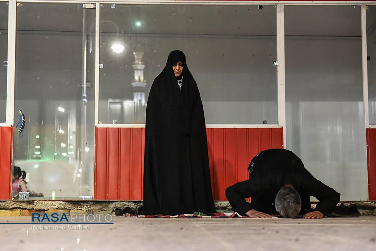 احیا شب قدر پشت در&zwnj;های بسته مسجد مقدس جمکران