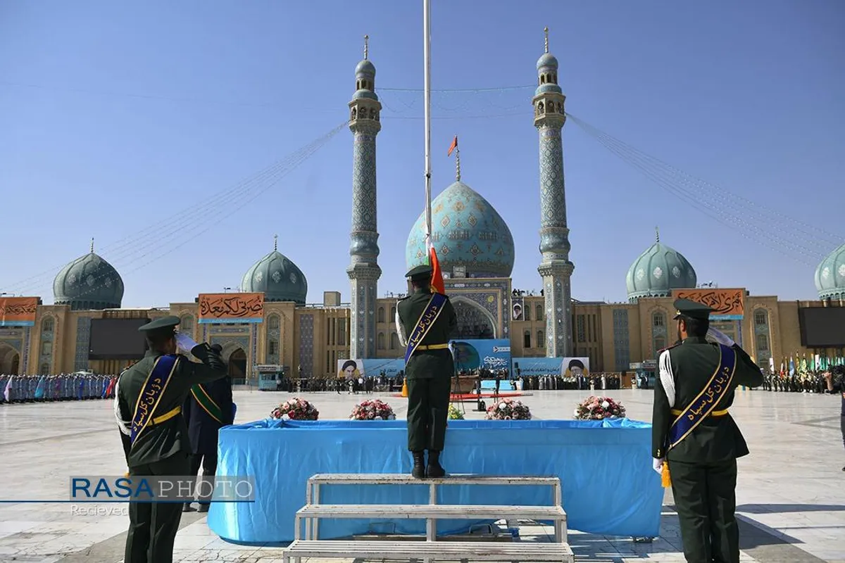 صبحگاه مشترک نیروی&zwnj;های مسلح در مسجد مقدس جمکران