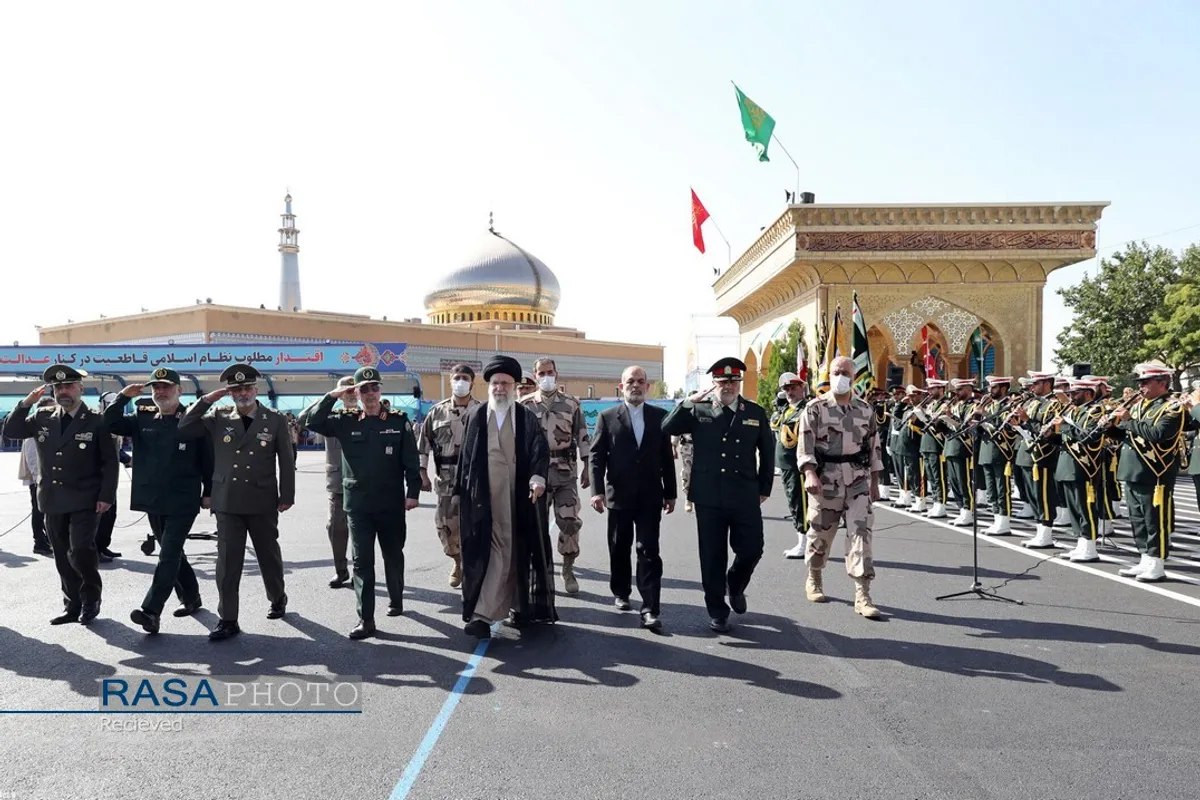 حضور فرمانده کل قوا در مراسم مشترک دانش&zwnj;آموختگی دانشگاه&zwnj;های افسری نیروهای مسلح