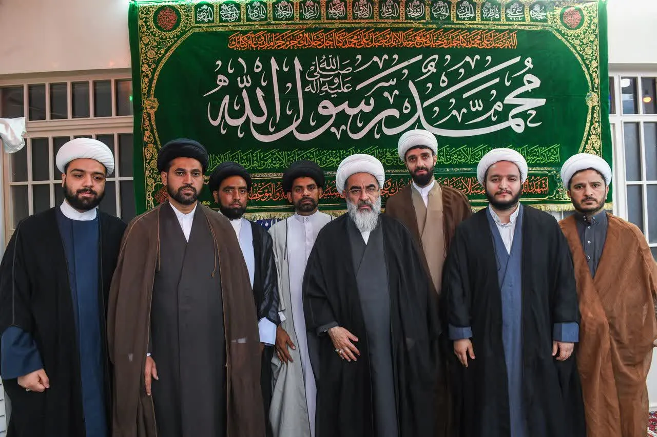 مراسم میلاد نبی اکرم و امام جعفر صادق در دفتر آیت الله فاضل لنکرانی برگزار شد