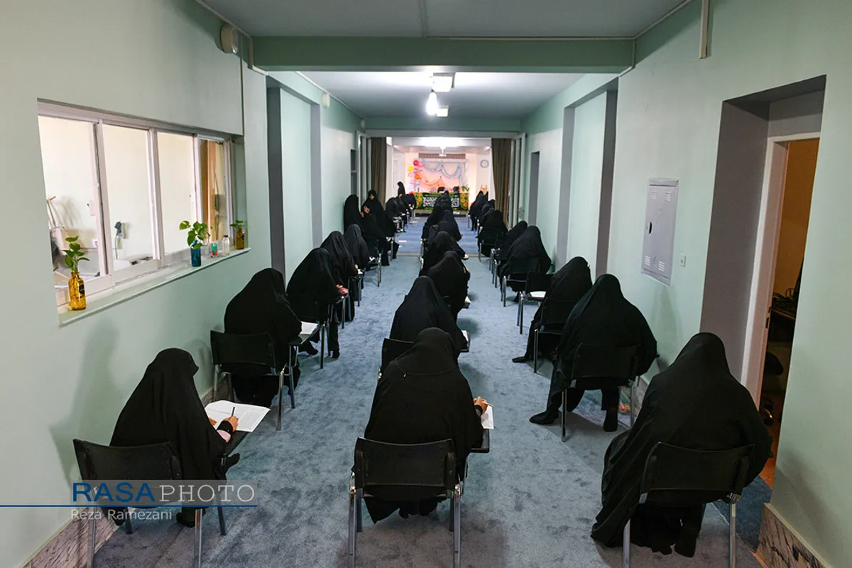 آزمون ورودی حوزه&zwnj;های علمیه خواهران در مقاطع تکمیلی