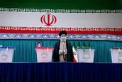 سخنرانی رهبر انقلاب پای صندوق رای