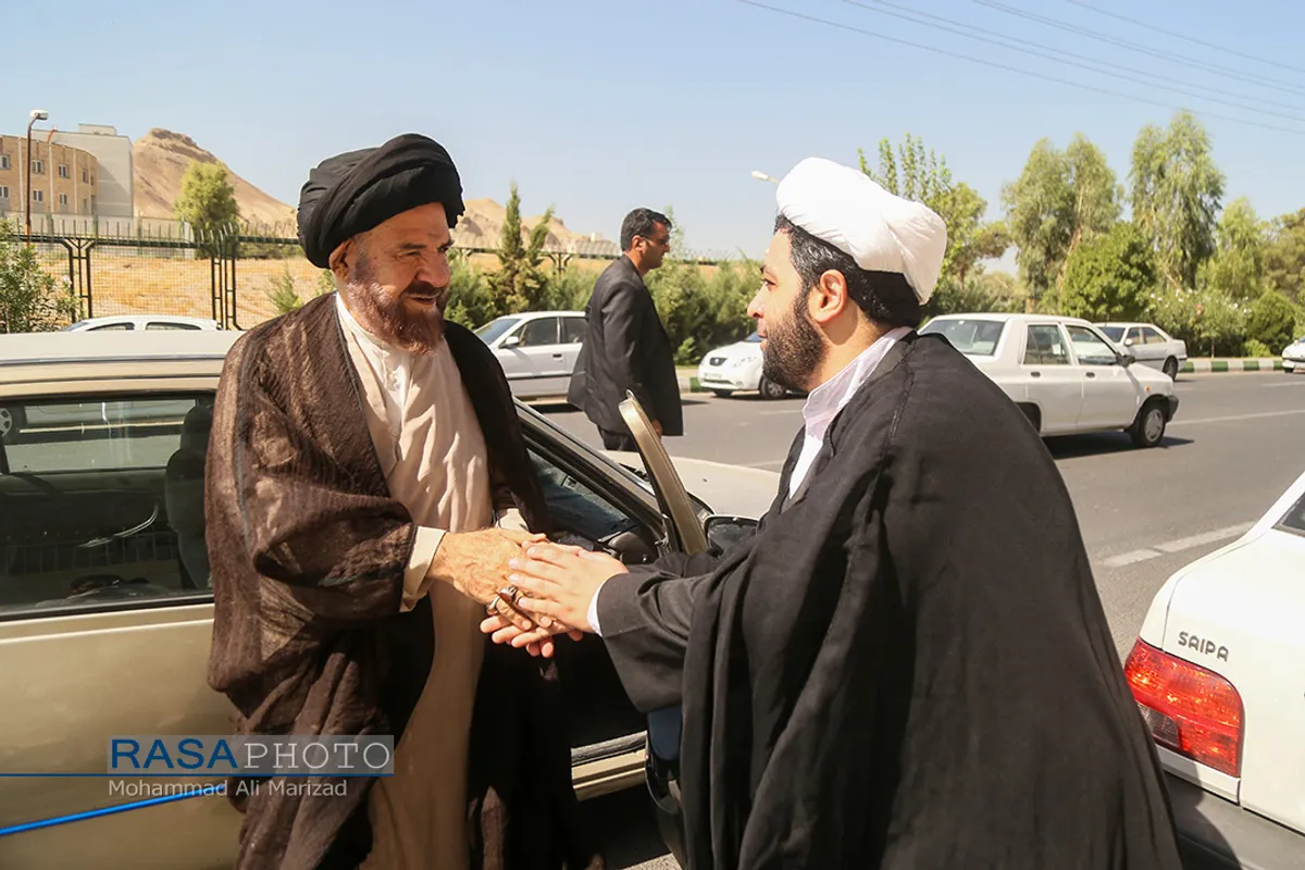 نشست هم اندیشی اساتید حوزه علمیه قم