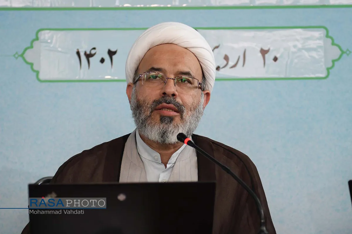 نشست نقد کتاب &laquo;تربیت اسلامی از نگاه رهبر فرزانه&raquo;