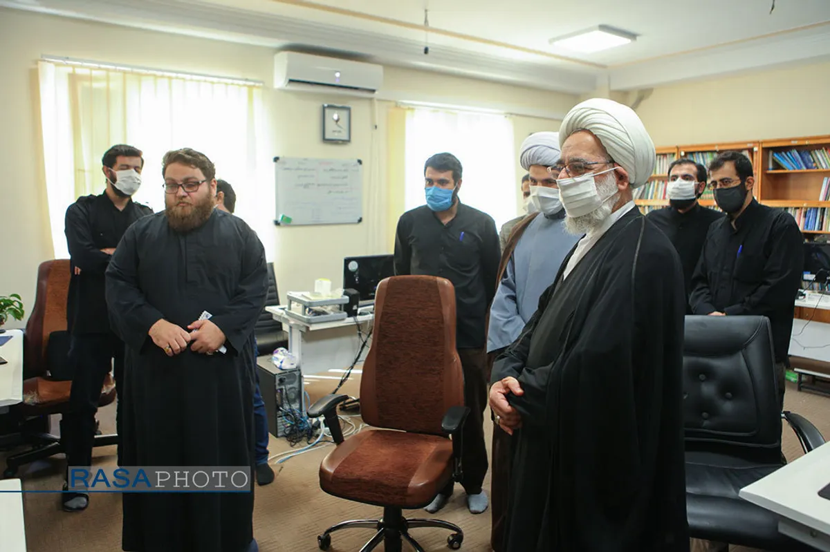 بازدید حجت الاسلام والمسلمین فرخ&zwnj;فال رییس مجمع عمومی جامعه مدرسین از خبرگزاری رسا