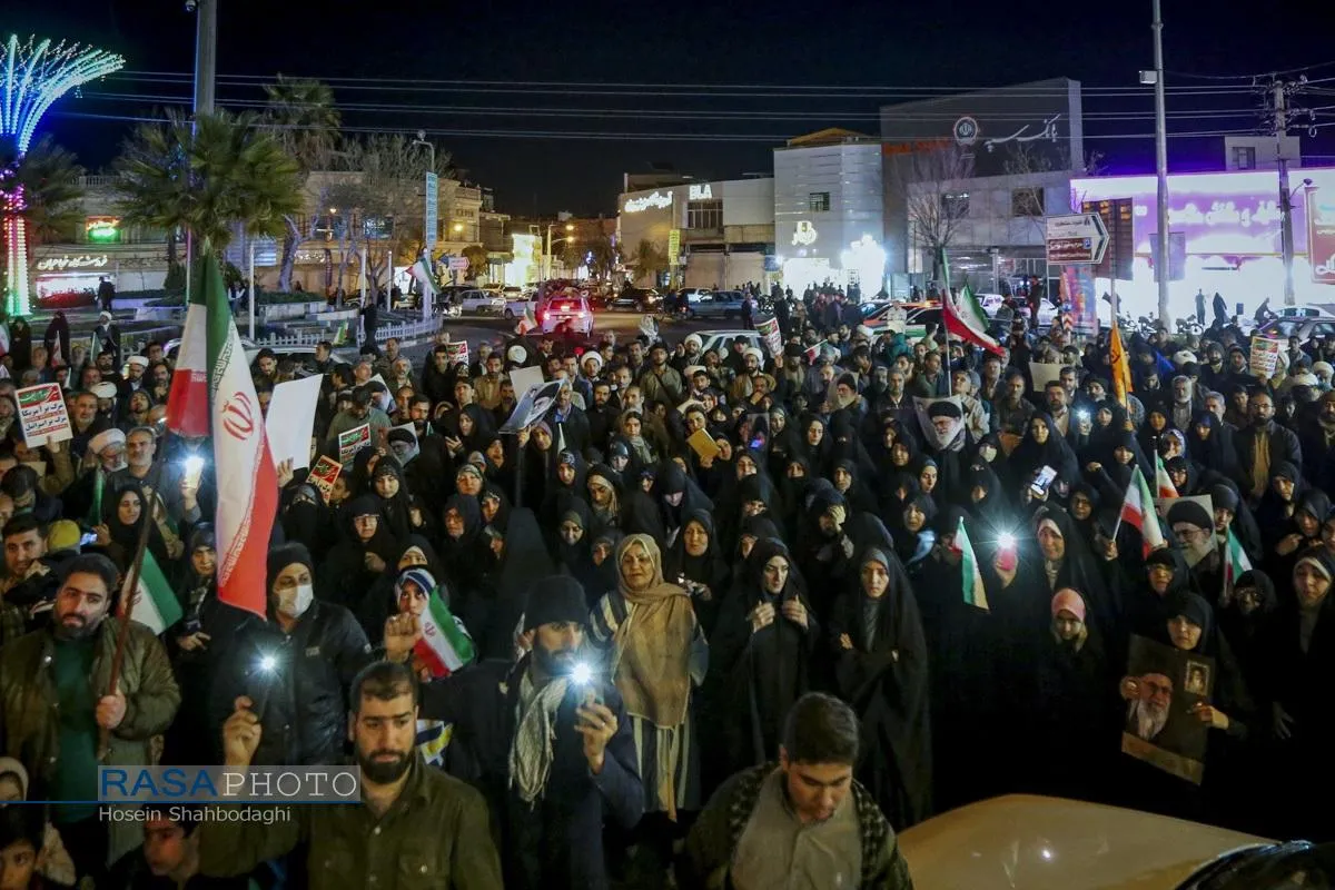 تجمع مردم انقلابی و ولایتمدار قم در حمایت از نظام مقدس اسلامی و محکومیت تجاوز دشمن آمریکایی و صهیونیستی به کشور