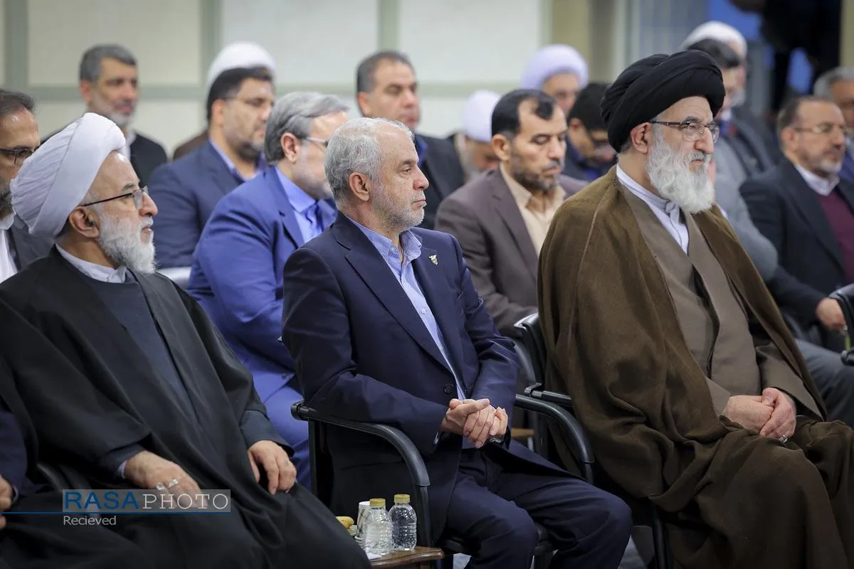 دیدار دست&zwnj;اندرکاران کنگره شهدای استان البرز با رهبر معظم انقلاب