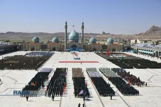 صبحگاه مشترک نیروی&zwnj;های مسلح در مسجد مقدس جمکران
