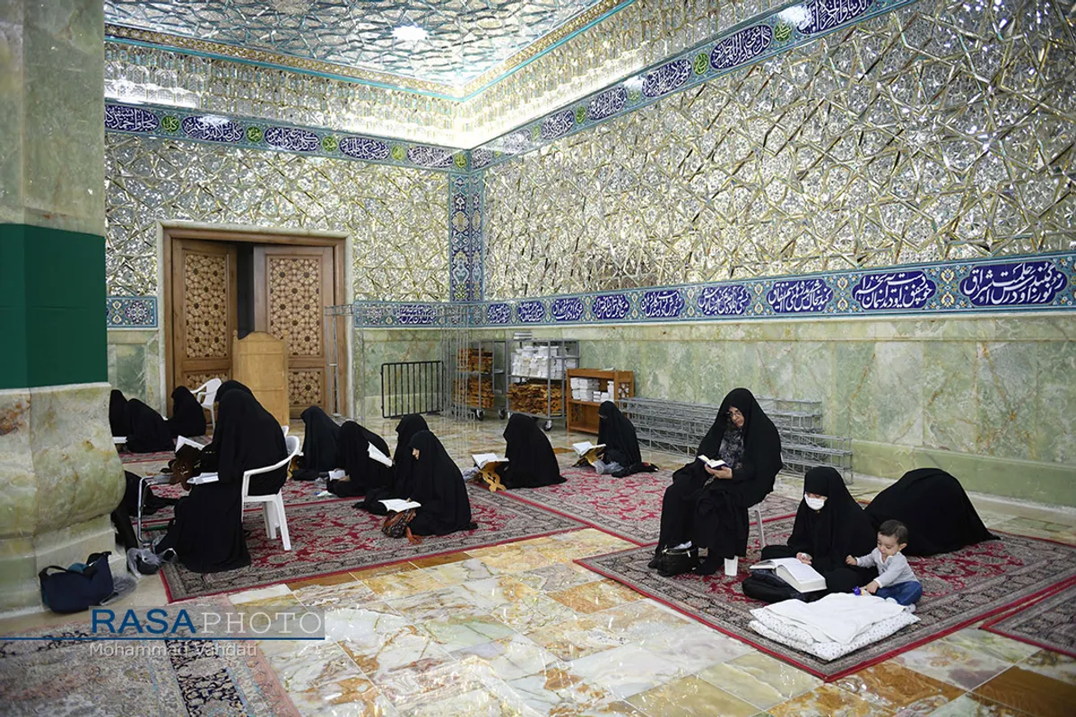 مراسم قرائت کامل دعای ابوحمزه&zwnj;ثمالی در حرم کریمه اهلبیت (ع)