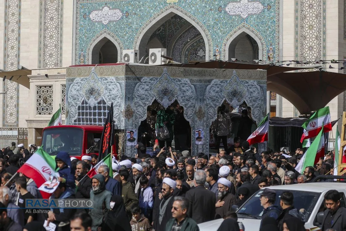 تشییع پبکر ۶ شهید جنگ رمضان در قم