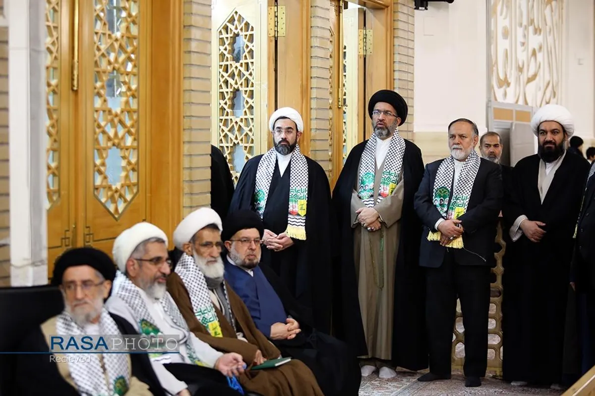 گرامیداشت فرماندهان شهید حزب&zwnj;الله در حرم بانوی کرامت
