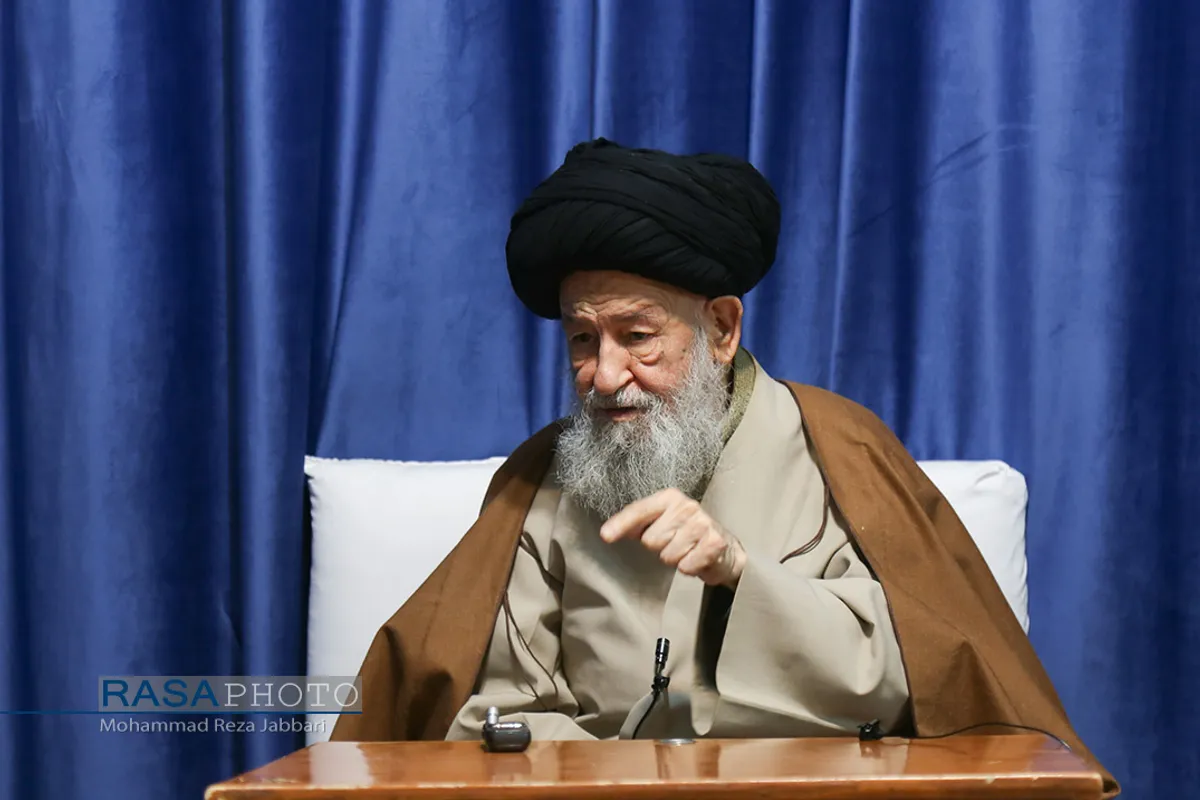 دیدار فرمانده بسیج دانشجویی سپاه پاسداران استان قم با حضرت آیت الله علوی گرگانی