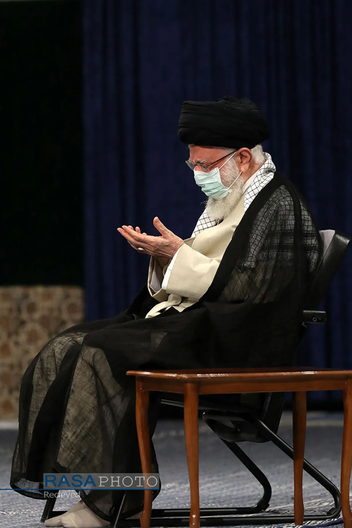 مراسم عزاداری شهادت امام رضا (ع) با حضور مقام معظم رهبری