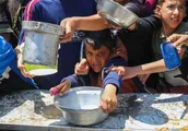 مانور بشردوستانه آمریکا؛ طرحی برای قانونی‌کردن محاصره غزه