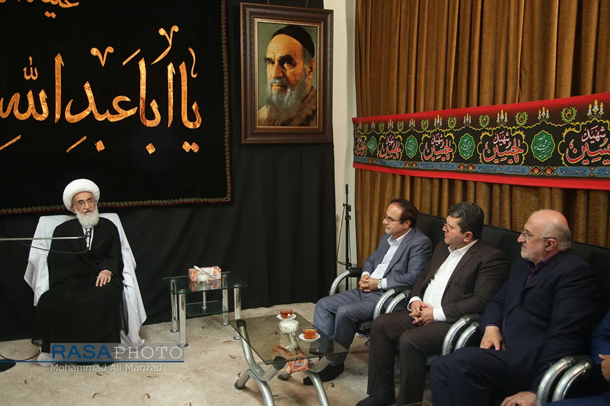 دیدار رئیس سازمان بیمه مرکزی کشور با مراجع تقلید