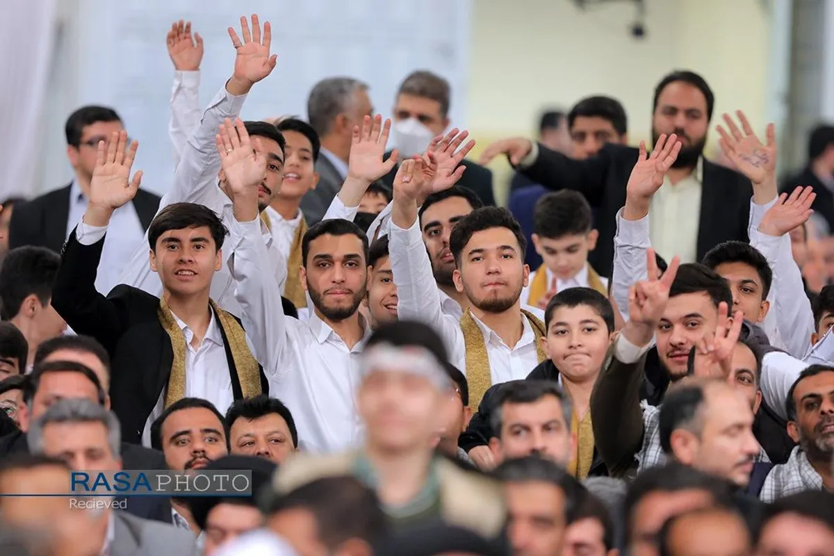 دیدار شرکت&zwnj;کنندگان در مسابقات بین&zwnj;المللی قرآن با رهبر معظم انقلاب