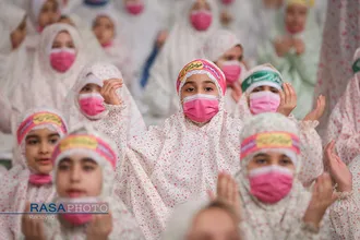 مراسم جشن تکلیف دختران دانش&zwnj;آموز با حضور مقام معظم رهبری