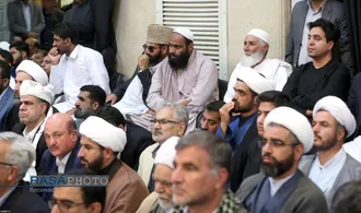 هزاران نفر از مردم شریف استان&zwnj;های &laquo;سیستان و بلوچستان&raquo; و &laquo;خراسان جنوبی&raquo; با حضور در حسینیه امام خمینی با رهبر انقلاب اسلامی دیدار کردند.