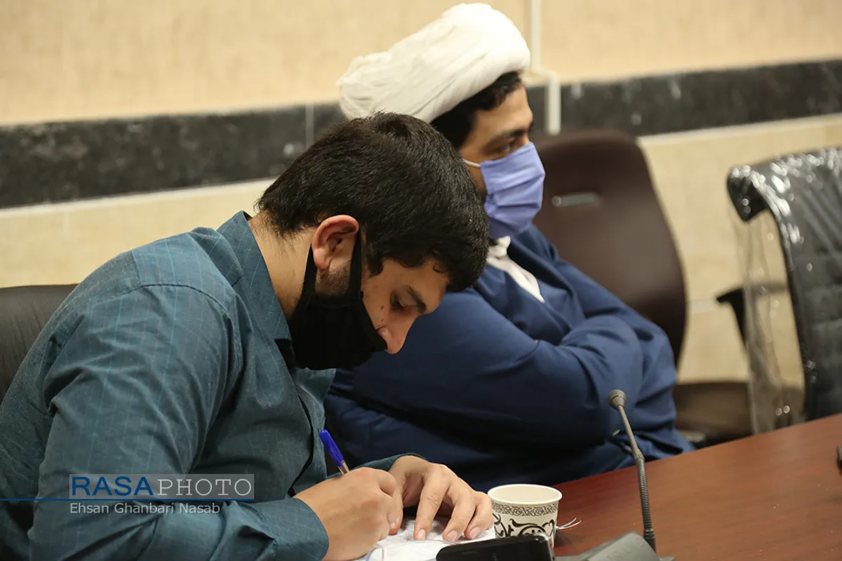 مراسم رونمایی از کتاب &laquo;نگرشی روش شناسانه به فرقه&zwnj;ها&raquo;