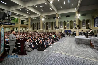 دیدار جمعی از دانشجویان و نمایندگان تشکل&zwnj;های دانشجویی با رهبر انقلاب