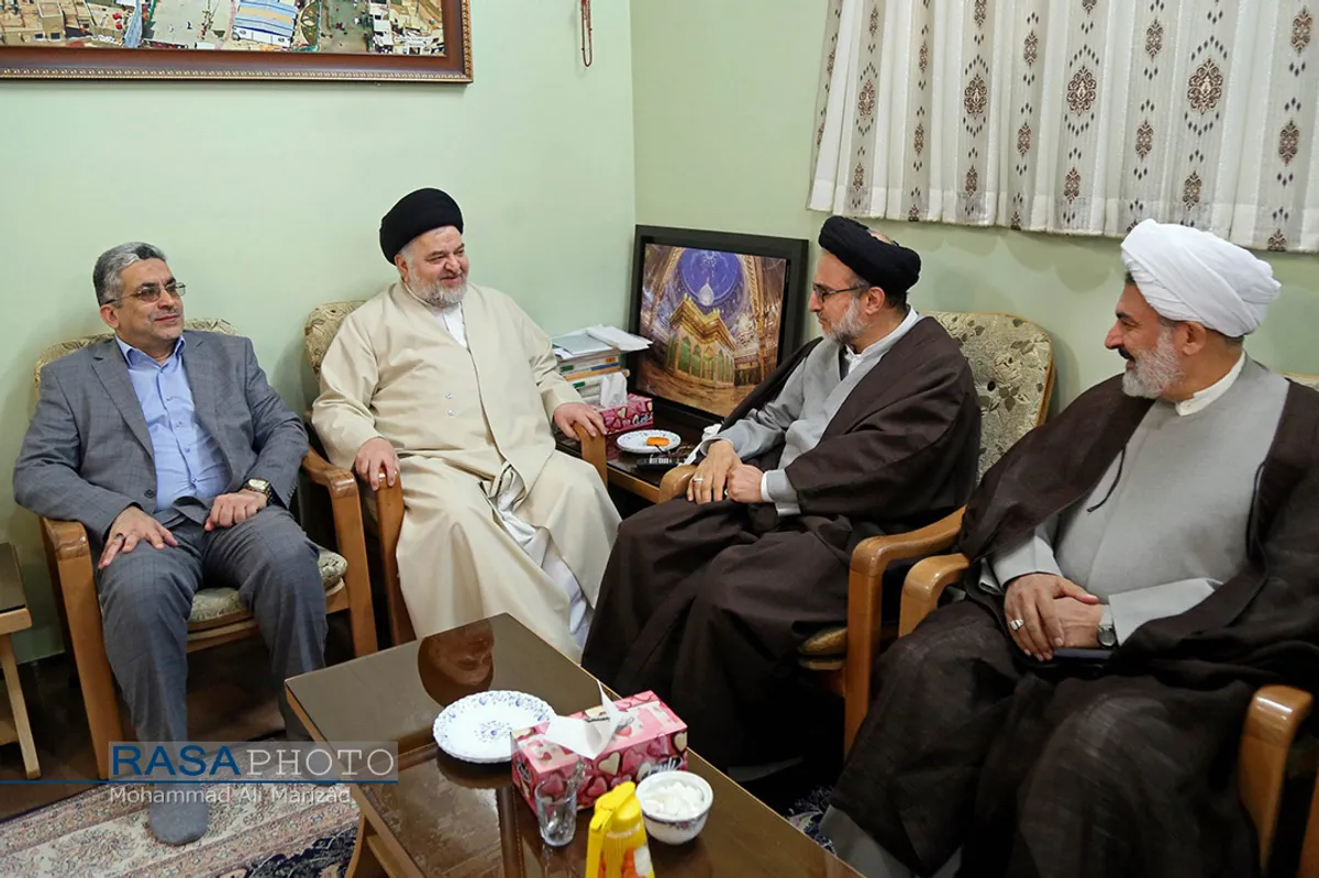 دیدار حجت الاسلام والسملمین خاموشی رئیس ساز مان اوقاف با مراجع تقلید و علما