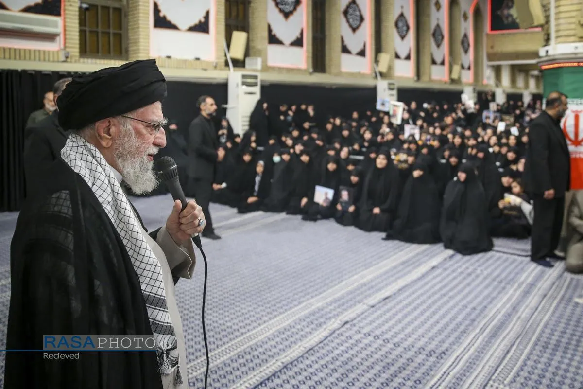 برگزاری مراسم بزرگداشت شهدای جنگ تحمیلی اخیر با حضور و سخنرانی رهبر معظم انقلاب