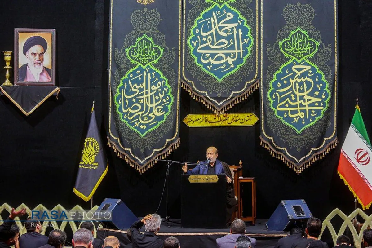 عزاداری شب شهادت امام رئوف (ع) در حرم کریمه اهلبیت (ع)