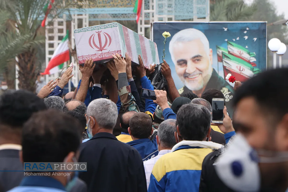تشییع و خاکسپاری دو شهید گمنام دفاع مقدس در اهواز&lrm;