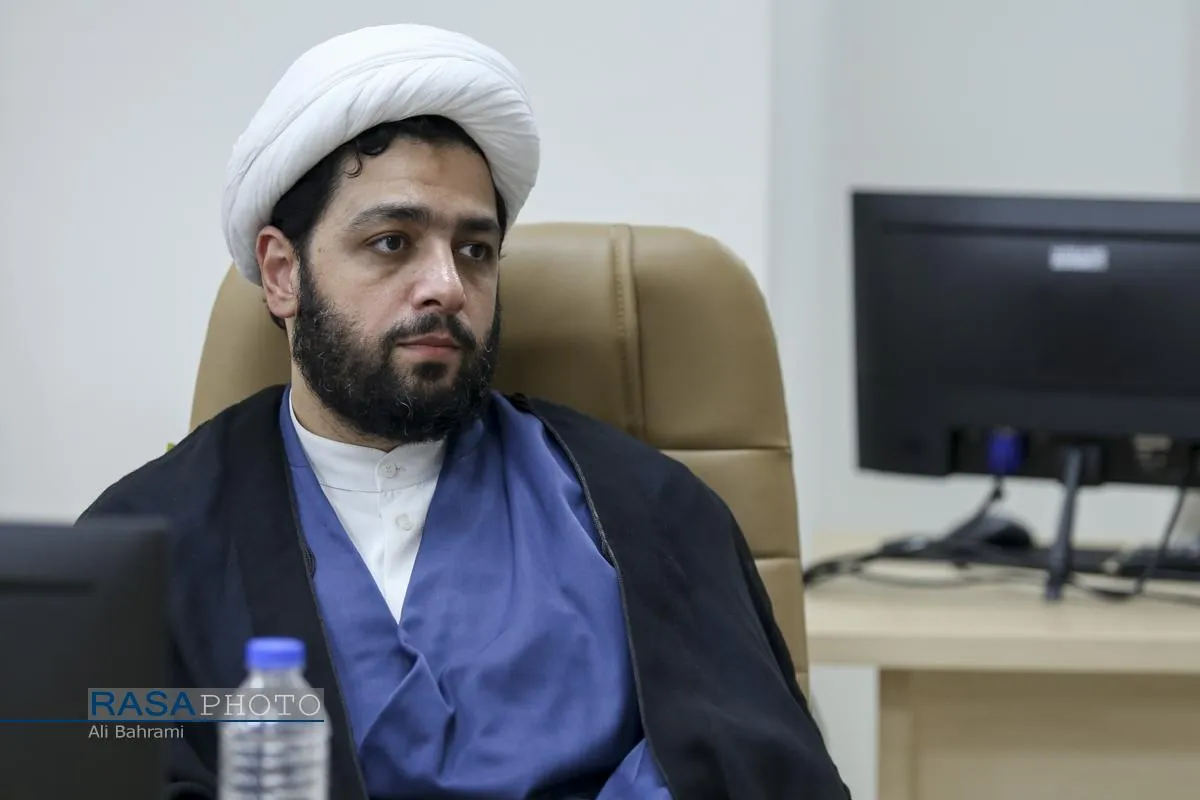 نشست علمی تحلیل فنی و فقهی زیست مجازی ایرانیان