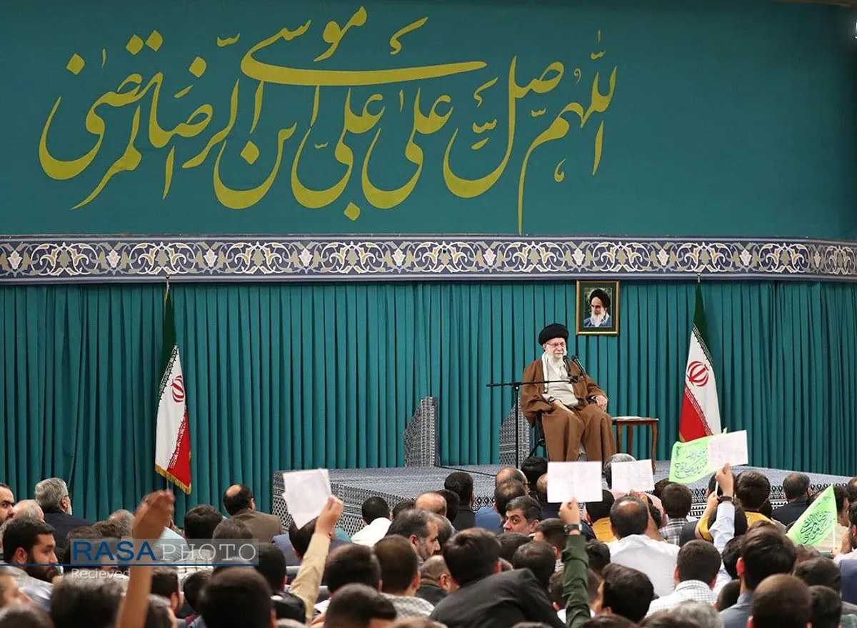 دیدار جمعی از خانواده&zwnj;های اعضای سپاه پاسدران با رهبر انقلاب اسلامی