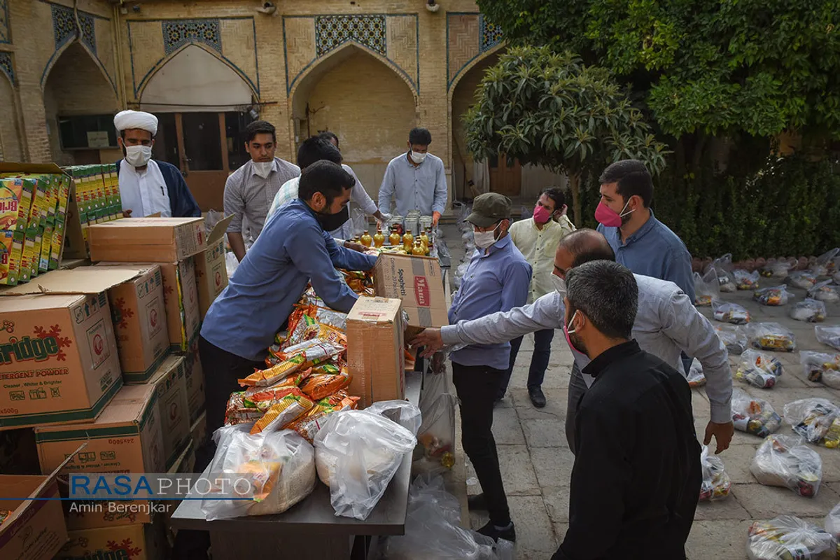 لبیک طلاب حوزه علمیه منصوریه شیراز&lrm; به فرمان مقام معظم رهبری
