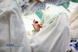 مراسم جشن تکلیف دختران دانش&zwnj;آموز با حضور مقام معظم رهبری