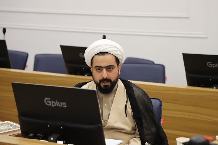 نخستین جلسه دفاع از پایان‌ نامه‌ های سطح سه در حوزه علمیه آذربایجان شرقی برگزار شد+ تصاویر