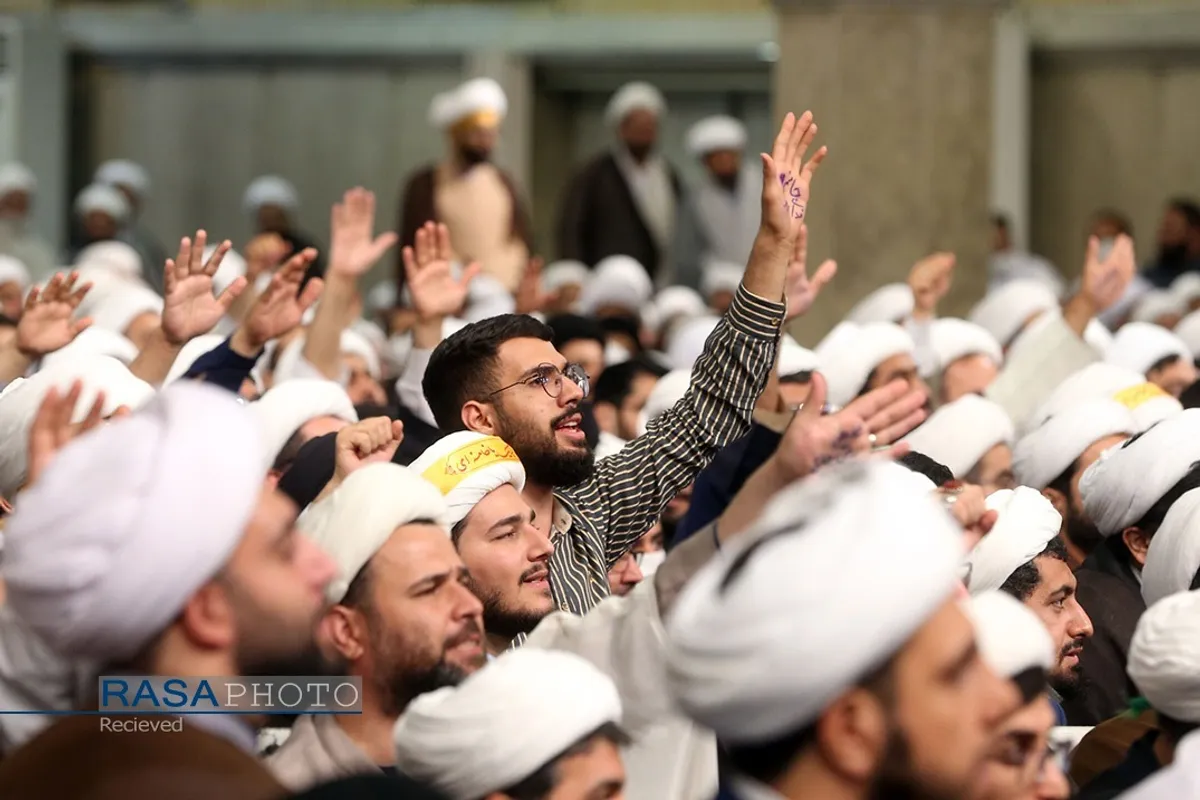 دیدار جمعی از مبلغان و طلاب حوزه&zwnj;های علمیه سراسر کشور