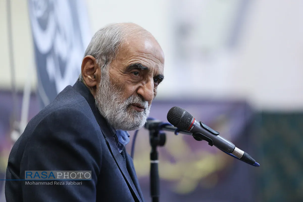 همایش اساتید سطوح عالی حوزه&zwnj;های علمیه قم با موضوع "جهاد تبیین"