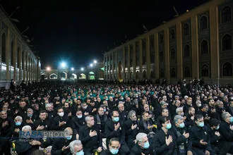 مراسم شام&zwnj;غریبان حضرت سید الشهداء (علیه السلام) در حرم مطهر رضوی