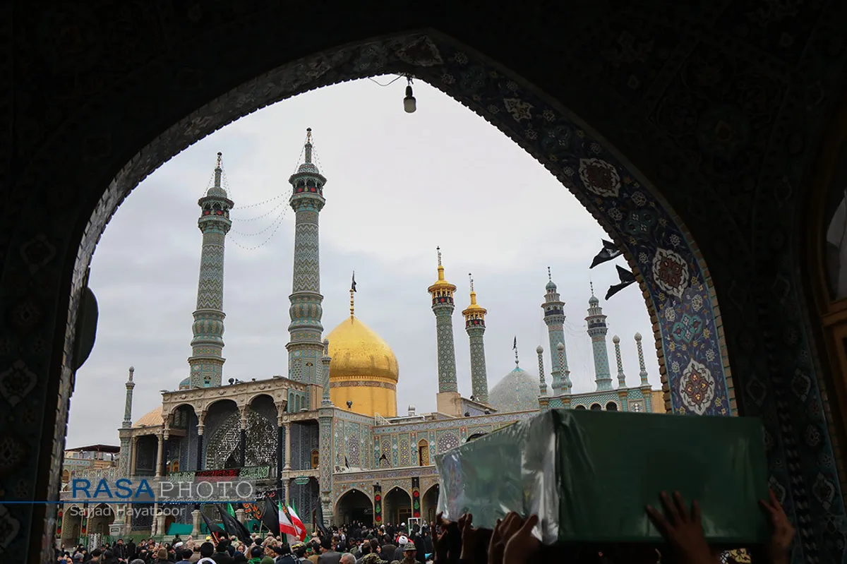 تشییع پیکر طلبه شهید مدافع حرم حجت الاسلام موسوی در قم