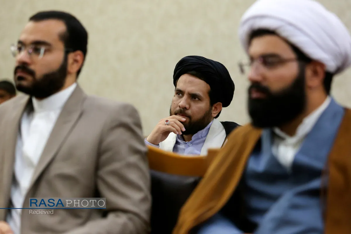 دیدار اساتید و طلاب مدرسه عالی فقاهت عالم آل محمد (ع) با حضرت آیت الله سبحانی
