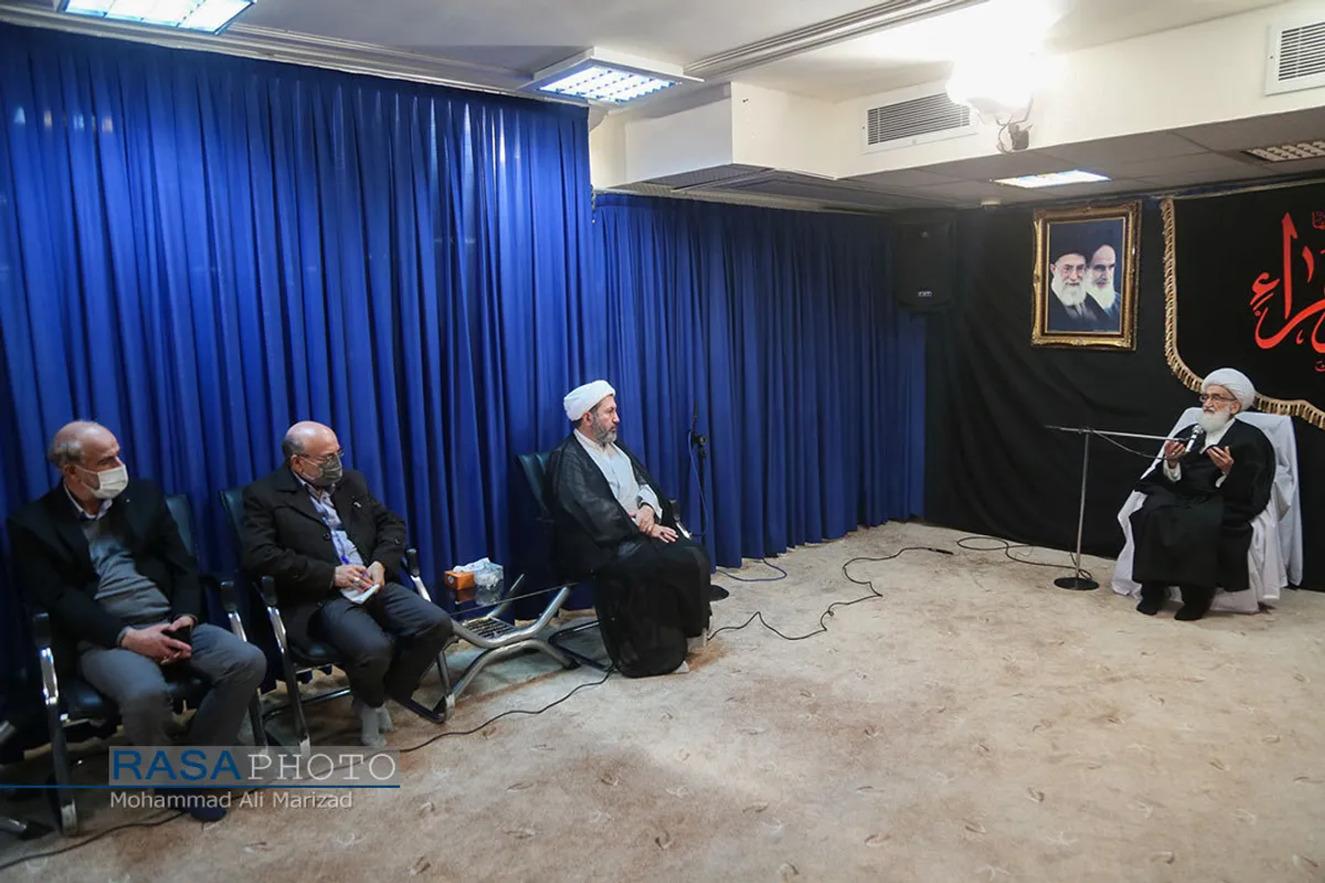 دیدار رئیس سازمان ارتباطات با مراجع تقلید و علما