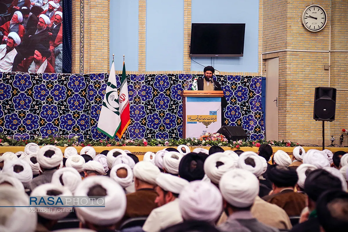 گردهمایی سالانه ائمه جماعات مساجد استان تهران&lrm;