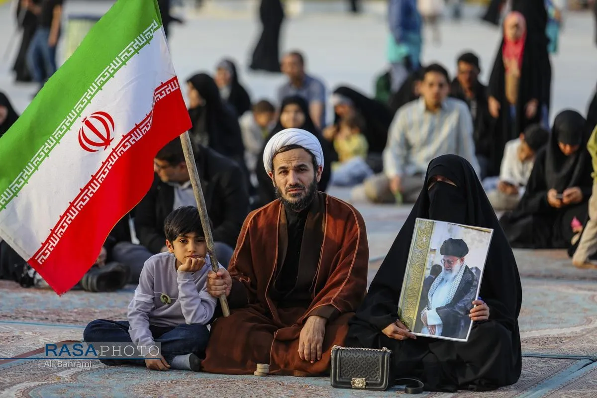 مراسم اربعین سیدالشهدای عصر غیبت شهید حضرت آیت&zwnj;الله العظمی سید علی خامنه&zwnj;ای (قدس سره)