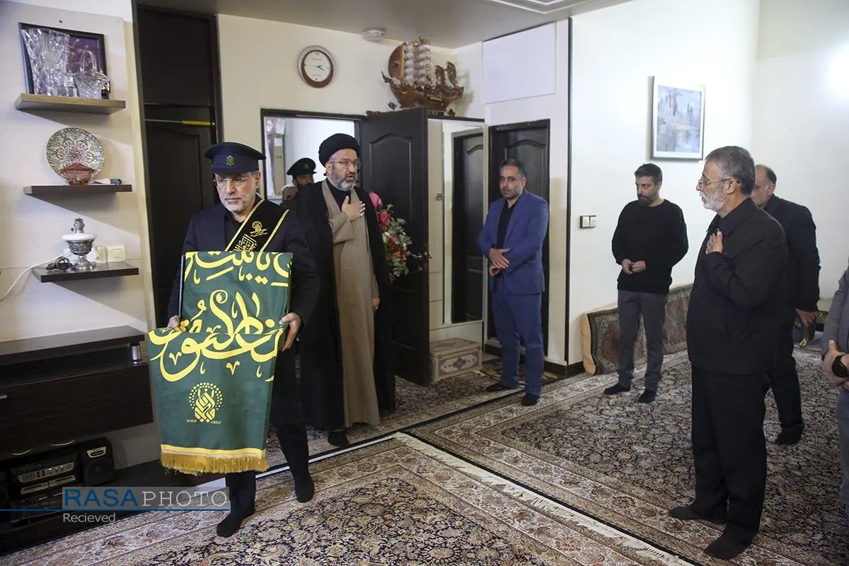 حضور خادمان حرم حضرت معصومه (س) در منزل سپهبد شهید عبدالرحیم موسوی