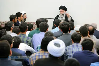 دیدار جمعی از مدال&zwnj;آوران المپیادهای علمی با رهبر معظم انقلاب